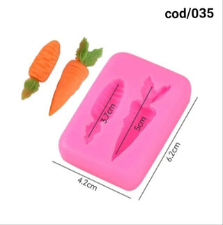 Silicone mold for carrots in 2 shapes